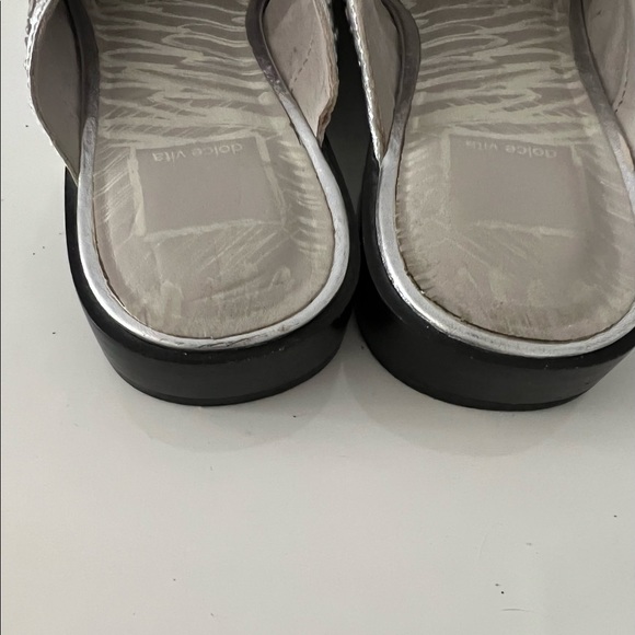 DOLCE VITA Silver, Studded Leather MULES SHOES - 8-1/2 - Picture 5 of 7